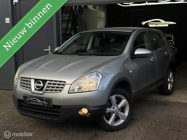 Grijs Gebruikt 2009 Nissan Qashqai Tekna SUV | € 4.499 (Goede deal) - Afbeelding 1/4