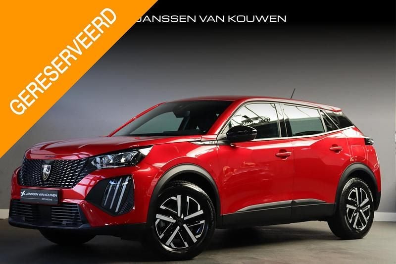 Rood Gebruikt 2024 Peugeot e-2008 Active SUV | € 24.885 (Goede deal) - Afbeelding 1/4