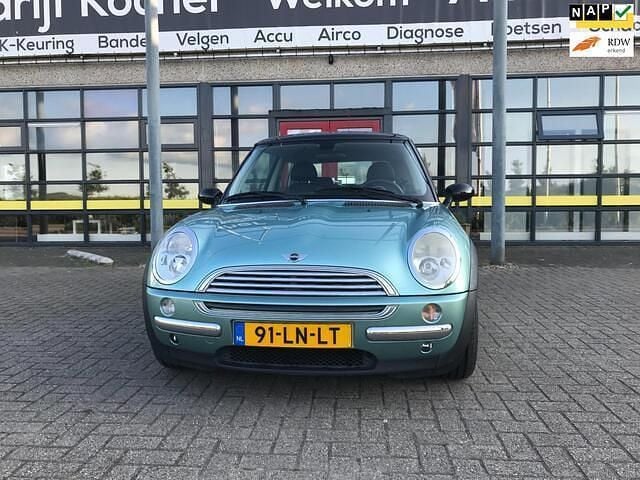 Groen Gebruikt 2003 Mini Cooper Hatchback | € 5.250 (Super prijs) - Afbeelding 1/4