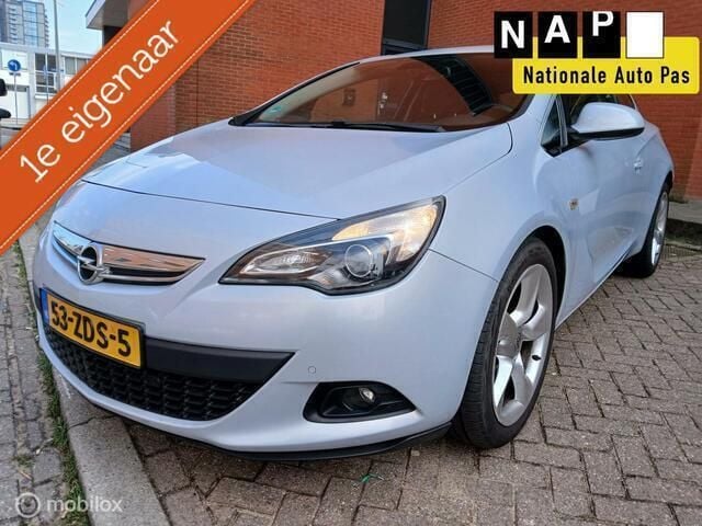 Grijs Gebruikt 2012 Opel Astra GTC Sport Hatchback | € 4.500 (Goede deal) - Afbeelding 1/4