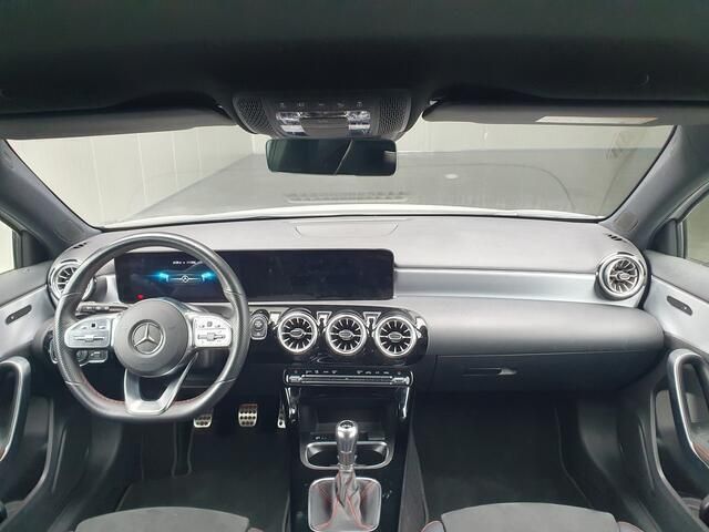 Occasion Mercedes A180 Business 136 PK (100 kW) 2021 Wit Hatchback