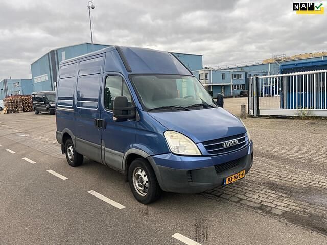 Blauw Gebruikt 2008 Iveco Daily Van | € 3.999 - Afbeelding 1/4