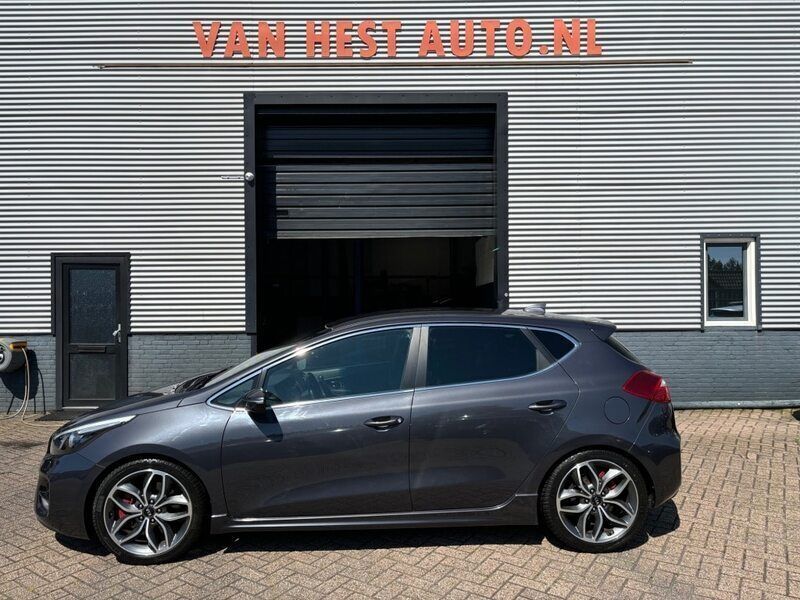 Grijs Gebruikt 2017 Kia Ceed GT 3 Hatchback | € 12.900 (Super prijs) - Afbeelding 1/4