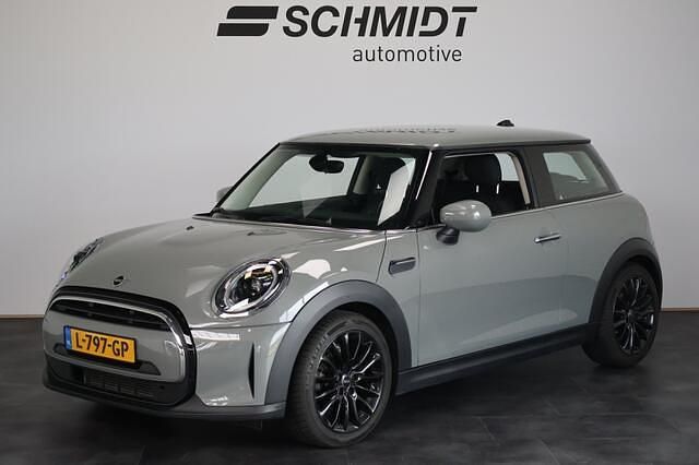 Grijs Gebruikt 2021 Mini ONE Essential Hatchback | € 18.995 (Eerlijke prijs) - Afbeelding 1/4