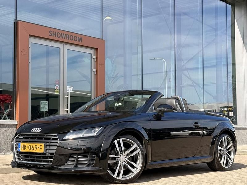Cabriolet Gebruikt 2015 Audi TT Roadster S-Line Cabriolet | € 25.900 (Eerlijke prijs) - Afbeelding 1/4