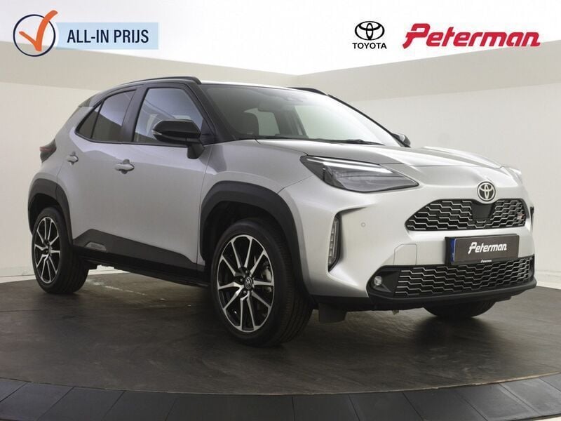 Grijs Gebruikt 2023 Toyota Yaris Cross Sport SUV | € 31.899 (Eerlijke prijs) - Afbeelding 1/4