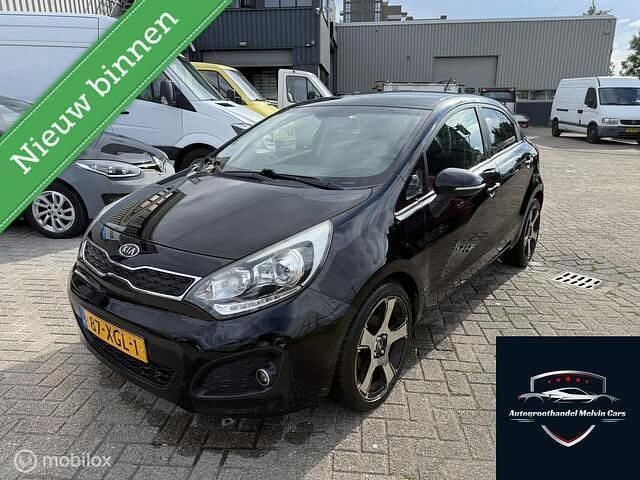 Zwart Gebruikt 2012 Kia Rio Hatchback | € 1.999 (Super prijs) - Afbeelding 1/4