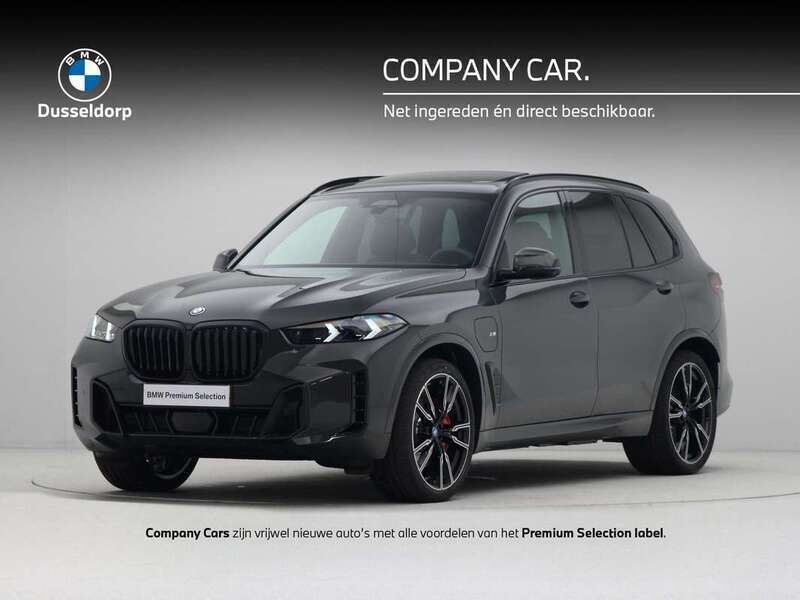 Grijs Gebruikt 2025 BMW X5 M Sport SUV | € 121.950 - Afbeelding 1/4