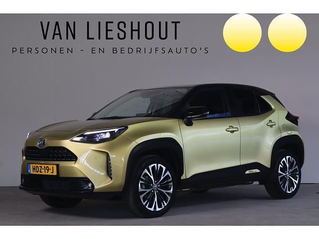Occasion Toyota Yaris Cross Executive 116 PK (85 kW) 2022 Geel (metallic) SUV