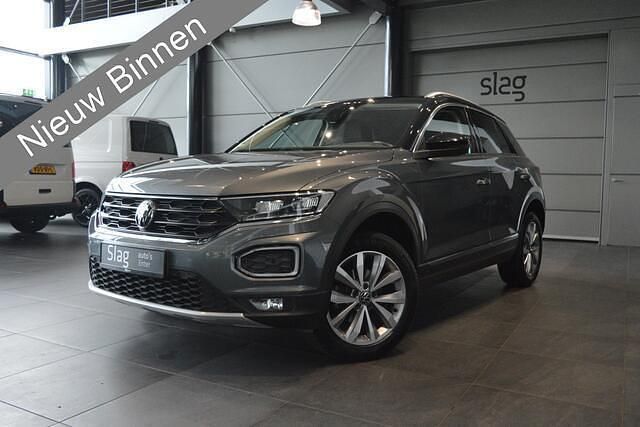Grijs Gebruikt 2021 VW T-Roc Style SUV | € 23.500 (Goede deal) - Afbeelding 1/4