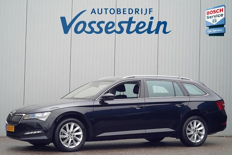 Zwart Occasion 2023 Skoda Superb Business Line Stationwagen | € 28.750 (Eerlijke prijs) - Afbeelding 1/4
