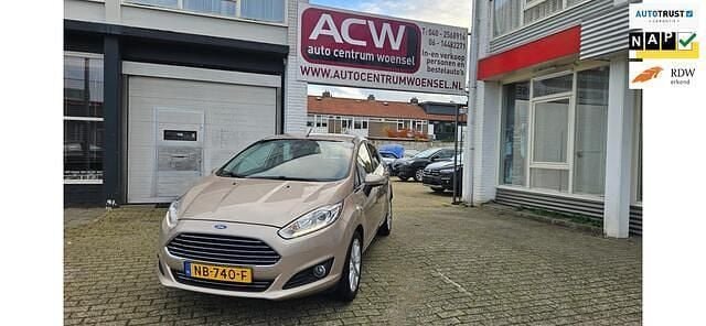 Bruin Occasion 2017 Ford Fiesta Titanium Hatchback | € 7.900 (Goede deal) - Afbeelding 1/4