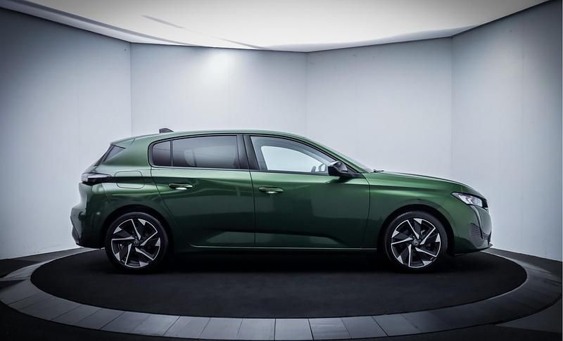 Occasion Peugeot 308 Allure 2023 Groen Hatchback
