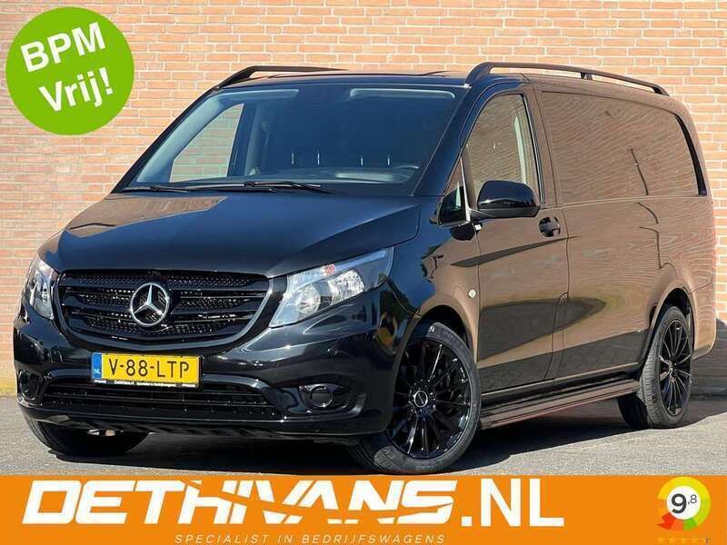Zwart Gebruikt 2019 Mercedes Vito MPV | € 26.850 - Afbeelding 1/4