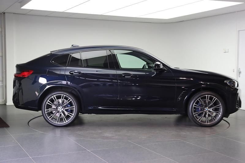 Occasion BMW X4 Executive 184 PK (135 kW) 2025 Zwart SUV