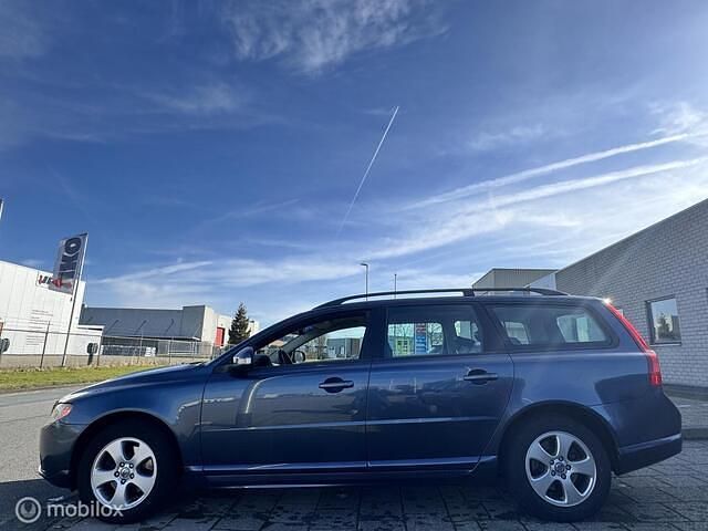 Occasion Volvo V70 Momentum 145 PK (106 kW) 2008 Blauw Stationwagen