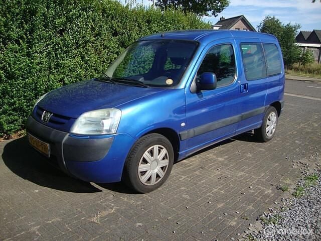 Blauw Gebruikt 2003 Peugeot Partner MPV | € 1.350 (Eerlijke prijs) - Afbeelding 1/4