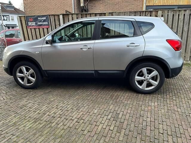 Grijs (metallic) Occasion 2009 Nissan Qashqai Acenta SUV | € 4.450 (Goede deal) - Afbeelding 1/4
