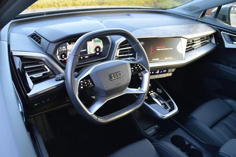 Occasion Audi Q4 e-tron Advanced 194 kW (265 PK) 2023 Grijs SUV