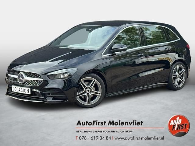 Zwart Gebruikt 2020 Mercedes B180 Business MPV | € 24.750 (Eerlijke prijs) - Afbeelding 1/4