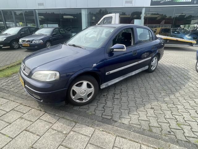 Blauw Gebruikt 1999 Opel Astra Sedan | € 999 (Eerlijke prijs) - Afbeelding 1/4