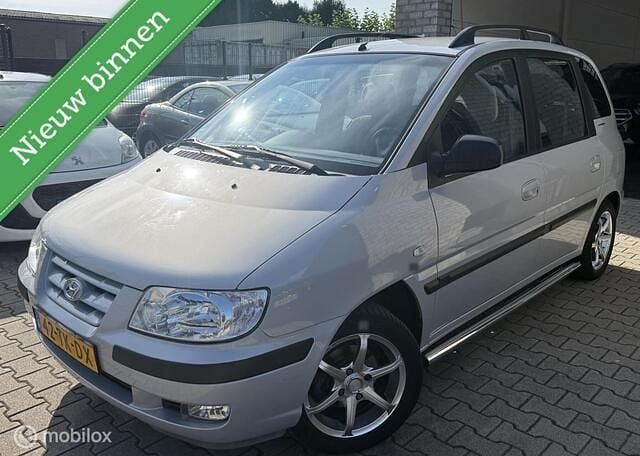 Grijs Gebruikt 2003 Hyundai Matrix MPV | € 2.350 (Duur) - Afbeelding 1/4