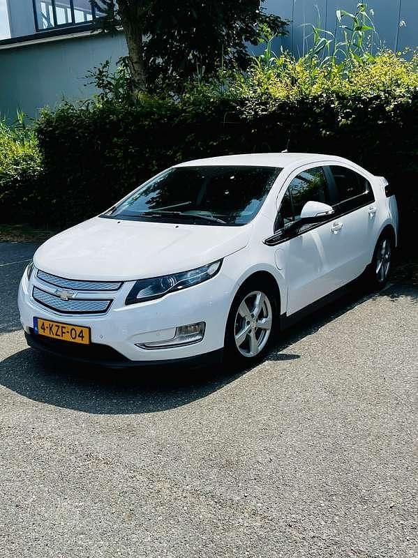 Wit Gebruikt 2013 Chevrolet Volt Hatchback | € 7.945 (Eerlijke prijs) - Afbeelding 1/4