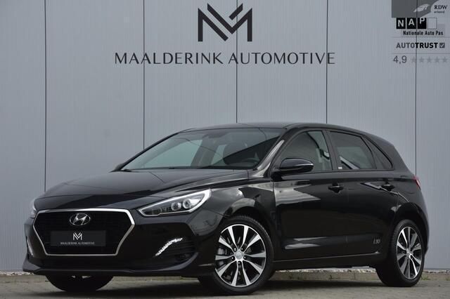 Zwart Gebruikt 2020 Hyundai i30 Premium Hatchback | € 19.440 (Goede deal) - Afbeelding 1/4