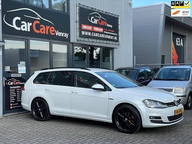 Wit Gebruikt 2015 VW Golf VII Business Stationwagen | € 10.950 (Eerlijke prijs) - Afbeelding 1/4