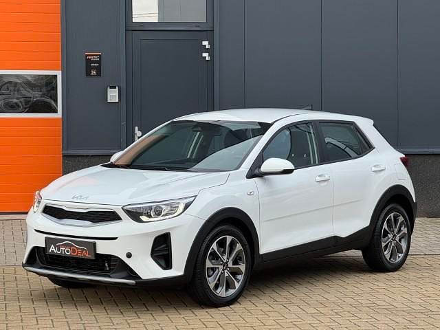 Wit Occasion 2026 Kia Stonic SUV | € 23.900 (Super prijs) - Afbeelding 1/4