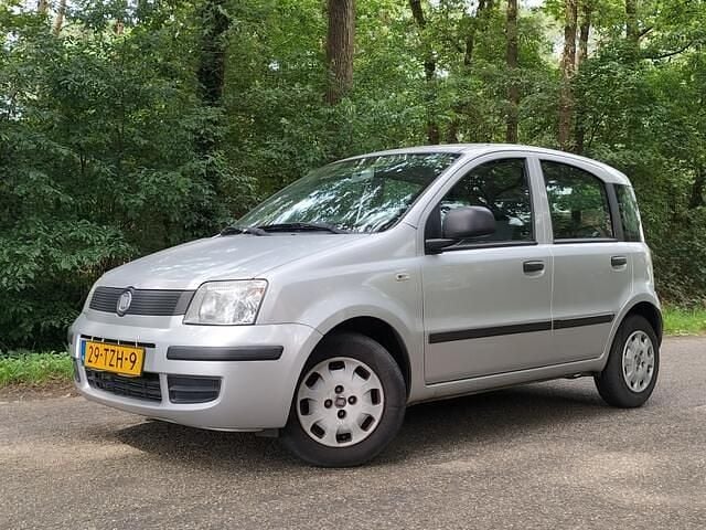 Grijs Gebruikt 2012 Fiat Panda Classica Hatchback | € 2.299 (Super prijs) - Afbeelding 1/4