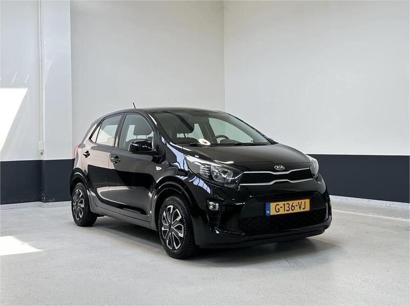 Zwart Gebruikt 2020 Kia Picanto Hatchback | € 8.909 (Goede deal) - Afbeelding 1/4
