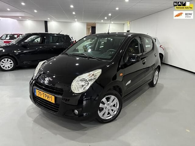 Zwart Gebruikt 2012 Suzuki Alto Exclusive Hatchback | € 2.999 (Eerlijke prijs) - Afbeelding 1/4