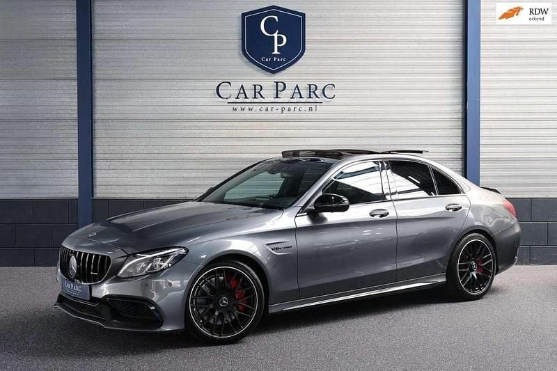 Grijs Gebruikt 2017 Mercedes C63 AMG AMG Sedan | € 48.995 (Eerlijke prijs) - Afbeelding 1/4