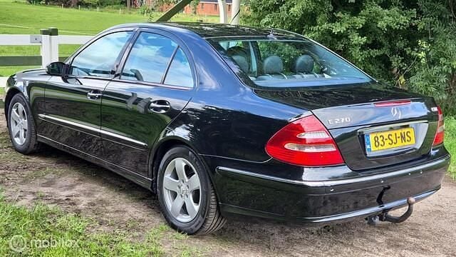 Occasion Mercedes E270 Avantgarde 177 PK (130 kW) 2006 Zwart Sedan