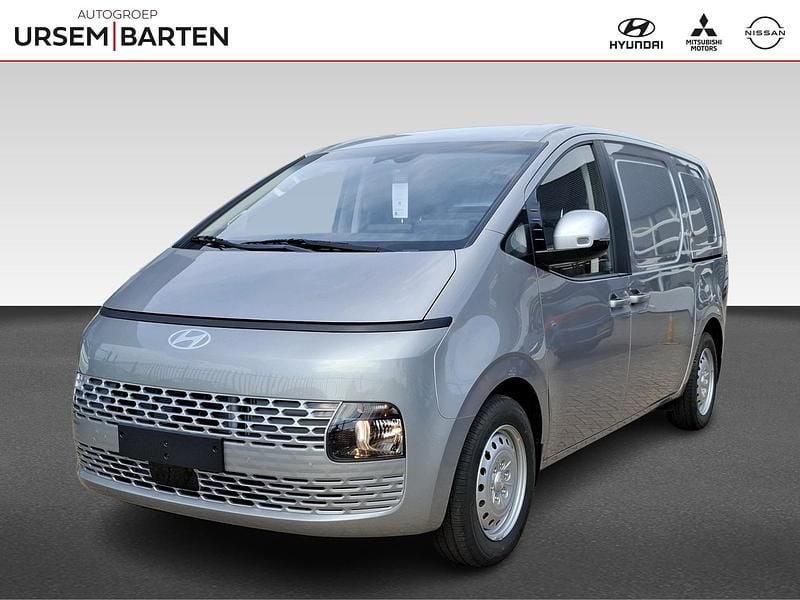 Grijs Nieuw 2024 Hyundai Staria Van | € 23.930 (Eerlijke prijs) - Afbeelding 1/4