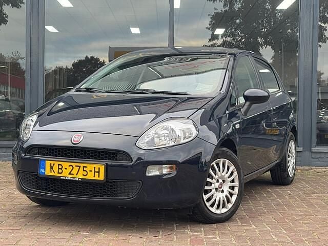Blauw Gebruikt 2016 Fiat Punto Evo Pop Hatchback | € 6.950 (Eerlijke prijs) - Afbeelding 1/4