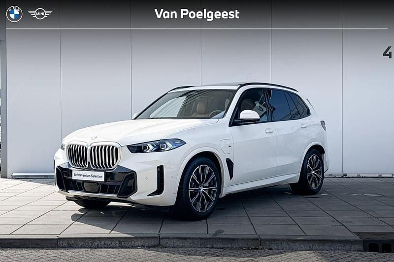 Alpinweiss Gebruikt 2023 BMW X5 M Sport SUV | € 82.900 (Super prijs) - Afbeelding 1/4