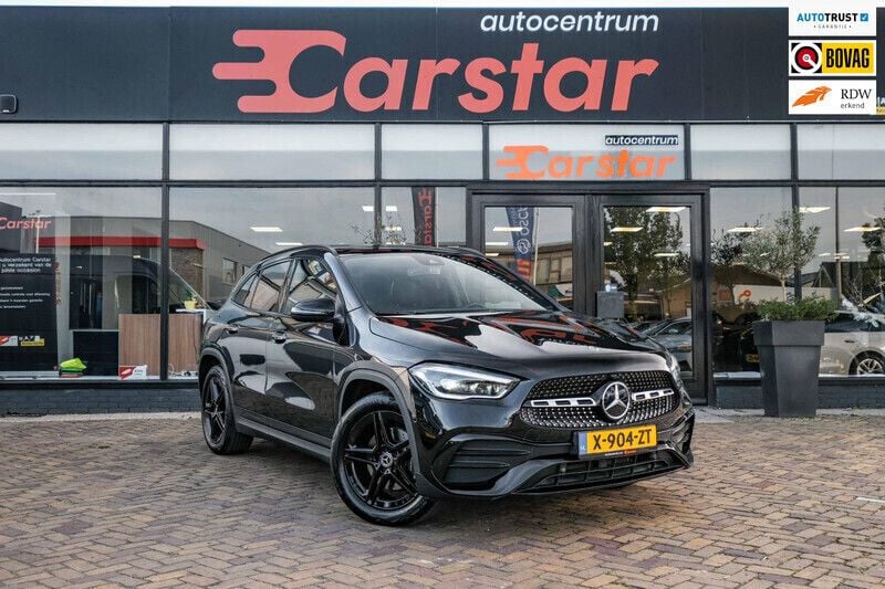 Zwart Gebruikt 2023 Mercedes GLA250 AMG line SUV | € 44.950 (Eerlijke prijs) - Afbeelding 1/4
