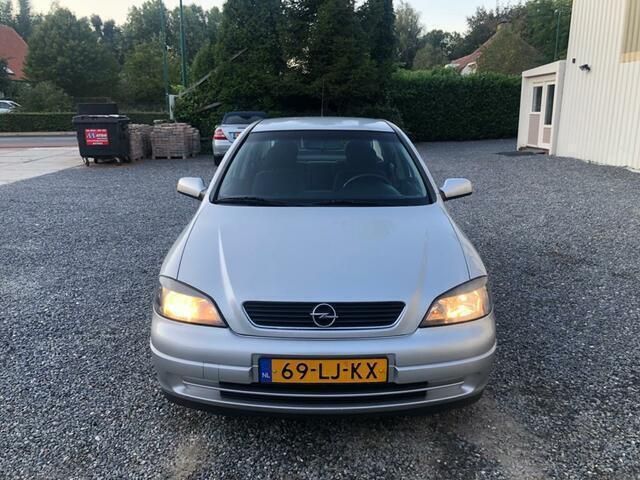 Occasion Opel Astra 101 PK (74 kW) 2003 Grijs Sedan