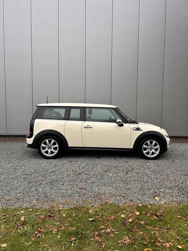 Occasion 2009 Mini One Clubman Pepper Stationwagen | € 4.450 - Afbeelding 1/4