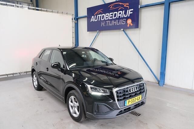 Zwart Gebruikt 2022 Audi Q2 Proline SUV | € 22.900 (Eerlijke prijs) - Afbeelding 1/4