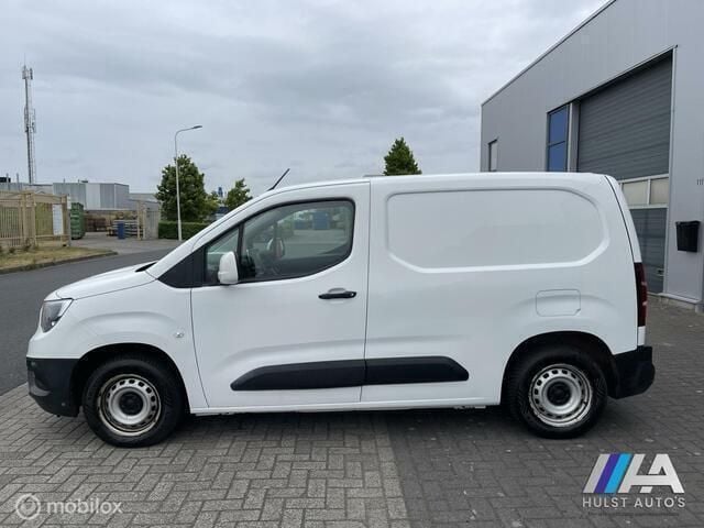 Wit Gebruikt 2019 Opel Combo Edition+ MPV | € 8.250 (Goede deal) - Afbeelding 1/4