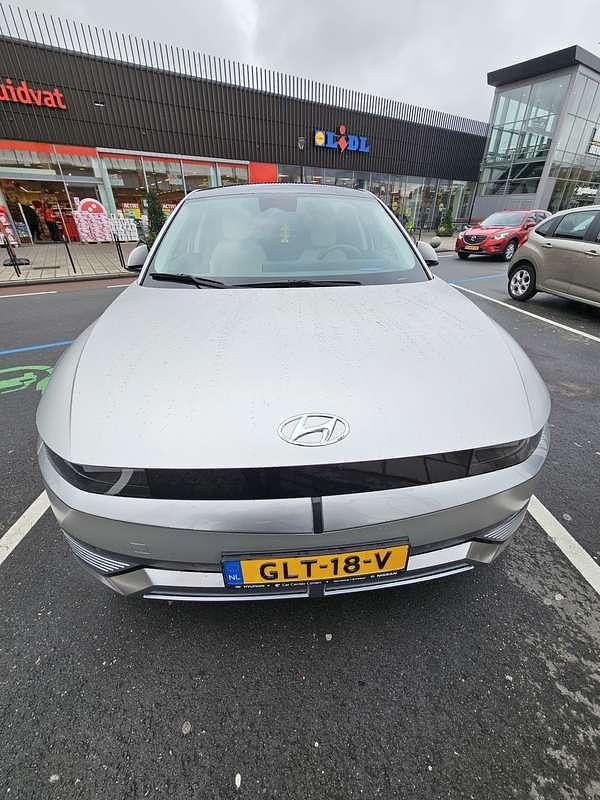 Zilver Gebruikt 2021 Hyundai Ioniq 6 Sedan | € 26.900 (Duur) - Afbeelding 1/4
