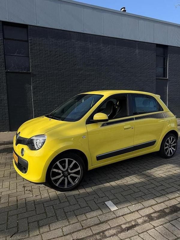 Occasion Renault Twingo SE 71 PK (52 kW) 2015 Geel Hatchback