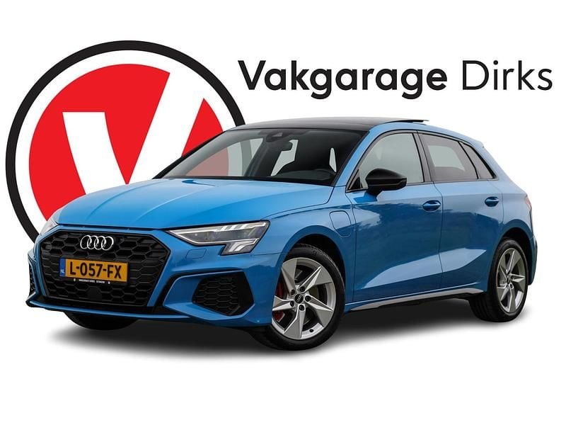 Blauw Gebruikt 2021 Audi A3 Sportback Competition Hatchback | € 24.940 (Super prijs) - Afbeelding 1/3