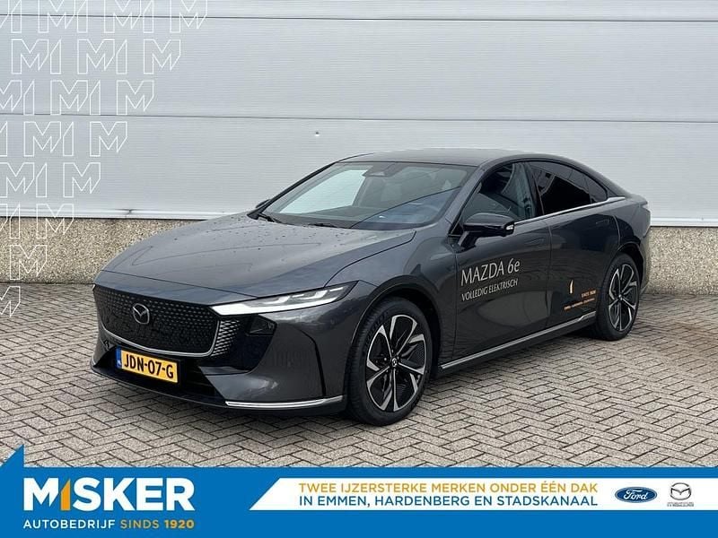Grijs Nieuw 2025 Mazda 6e Takumi-Line Sedan | € 46.240 - Afbeelding 1/4
