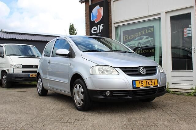 Grijs Gebruikt 2009 VW Fox Trendline Hatchback | € 988 (Goede deal) - Afbeelding 1/4