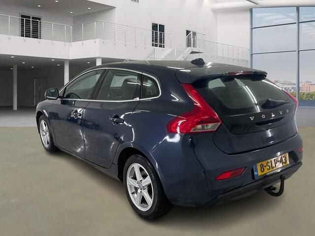 Occasion Volvo V40 Momentum 114 PK (83 kW) 2013 Blauw Hatchback