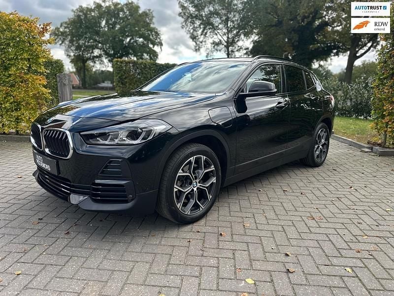 Zwart Gebruikt 2021 BMW X2 Executive SUV | € 26.450 (Goede deal) - Afbeelding 1/4
